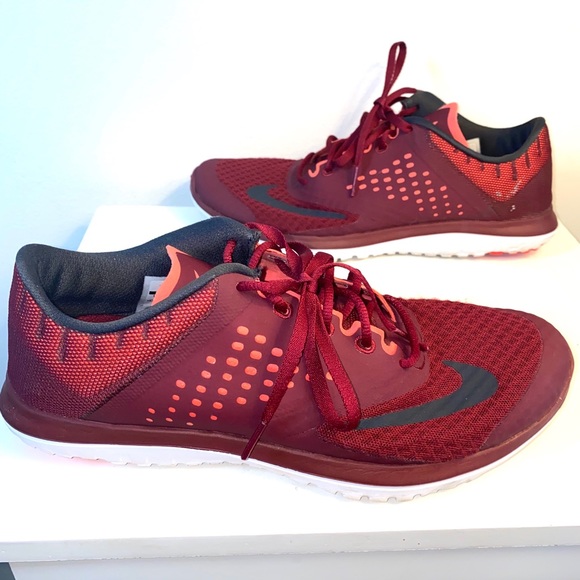 Nike Shoes - NIKE 7.5 dark  red sneakers fit sole light run